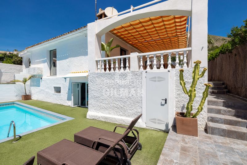 Foto 47a71202-c3e7-4a7a-92bd-87c3a1fdb416. Xalet amb aparcament piscina a La Capellanía - El Higuerón Benalmádena