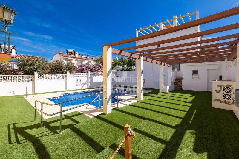 Foto d7f699b8-7796-4b15-8c69-f329927e70f4. Casa adossada amb calefacció piscina a Los Ríos Mijas