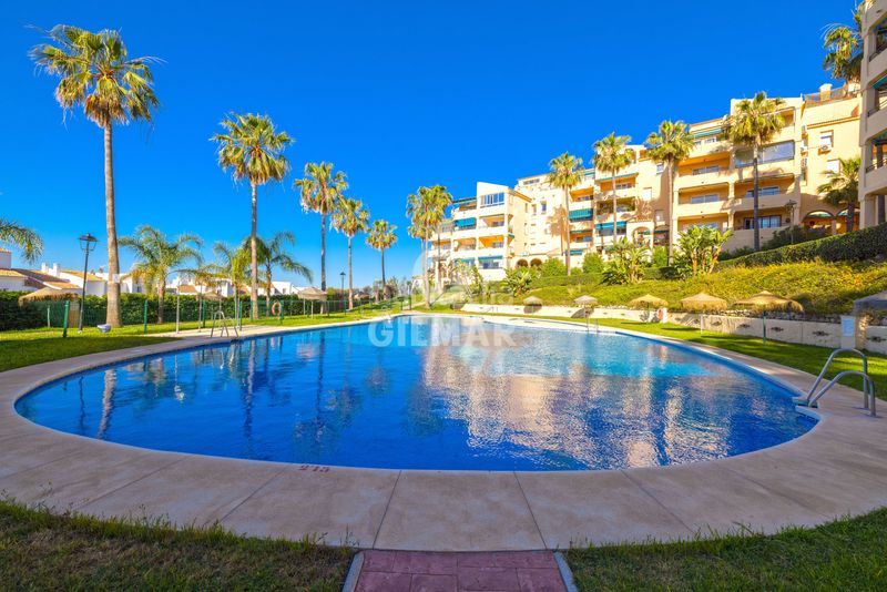 Foto b7d6199d-e346-480d-aa48-385b7b2c73cc. Pis amb calefacció aparcament piscina a Hacienda Torrequebrada Benalmádena