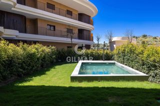 Appartamento in El Higuerón. Vivienda de lujo en el higuerón garden villa con piscina privada