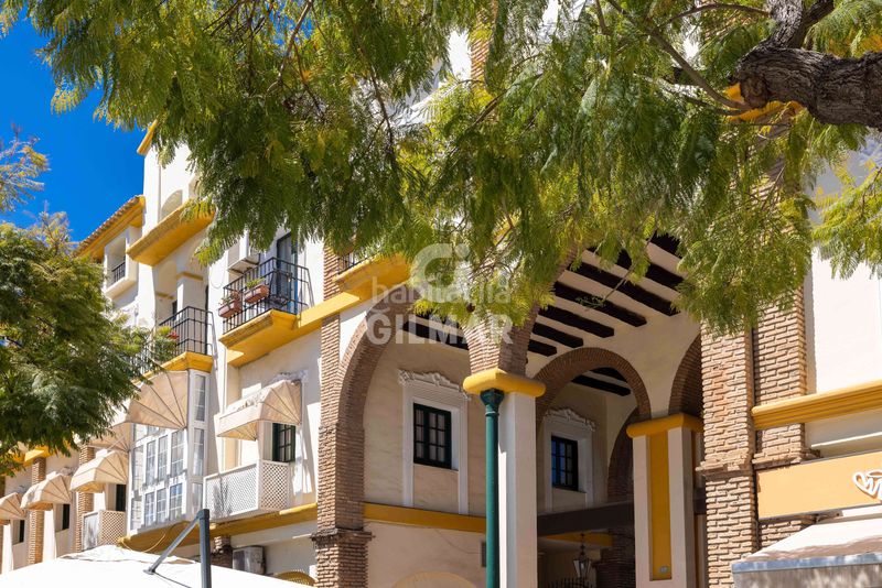 Foto d24c4fc5-6a75-46fa-a452-4b02f6af99ac. Pis amb calefacció piscina a Centro ciudad Fuengirola