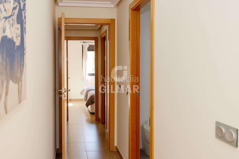Foto ad9d9aab-861e-41d6-8786-a515dae57604. Pis amb calefacció aparcament a Ayuntamiento Torremolinos