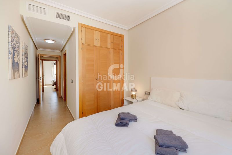 Foto f80b92d0-2d8e-4cb9-ad6b-3e6b57d324f8. Pis amb calefacció aparcament a Ayuntamiento Torremolinos