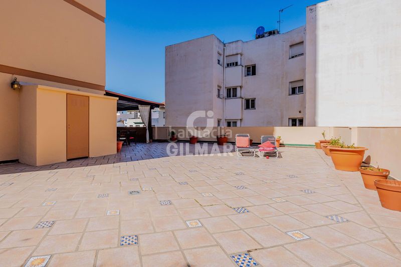 Foto fde2b547-6767-4495-818e-05944ba9a6ac. Pis amb calefacció a Playa de los Boliches Fuengirola