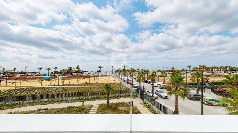 Foto c4cb792e-e4a7-4b93-b69b-dcd12b71a4a9. Pis amb calefacció aparcament piscina a Los Álamos Torremolinos