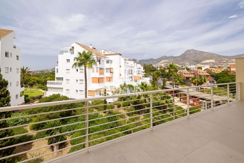 Foto cbe70a98-6b0c-4729-bb8e-ff0a5d91fb6d. Dúplex amb calefacció aparcament piscina a Cortijo Torrequebrada Benalmádena