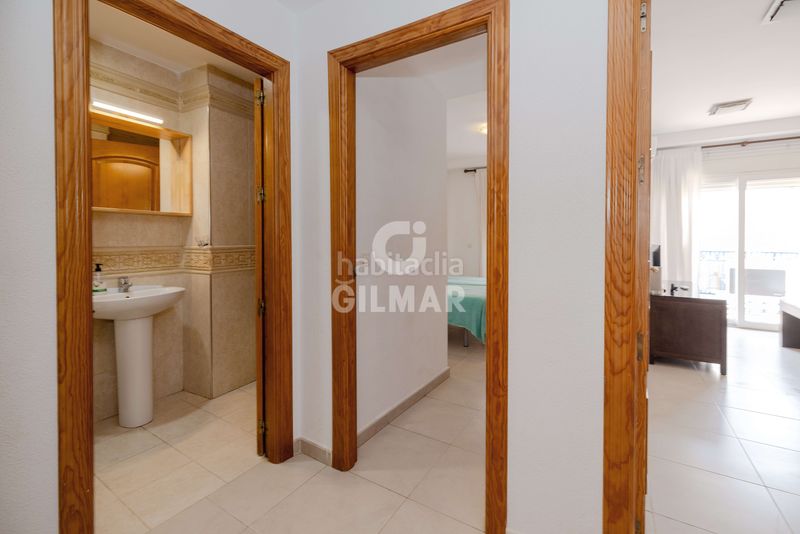 Foto c4e26ce3-3e1d-4eaa-ac8b-f5601add05bf. Edifici a La Carihuela - Los Nidos Torremolinos