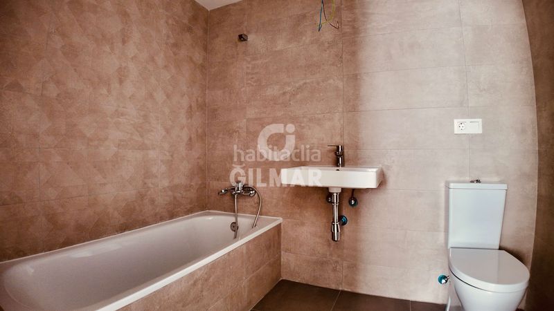 Foto 648e8f01-fb1f-4d9c-ba83-b58a9c36f3d7. Pis amb calefacció aparcament piscina a Torreblanca del Sol Fuengirola