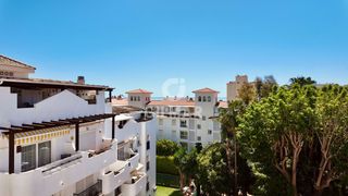 Dachwohnung in La Carihuela - Los Nidos. Exclusivo ático dúplex con terraza y vistas al mar en la carihue