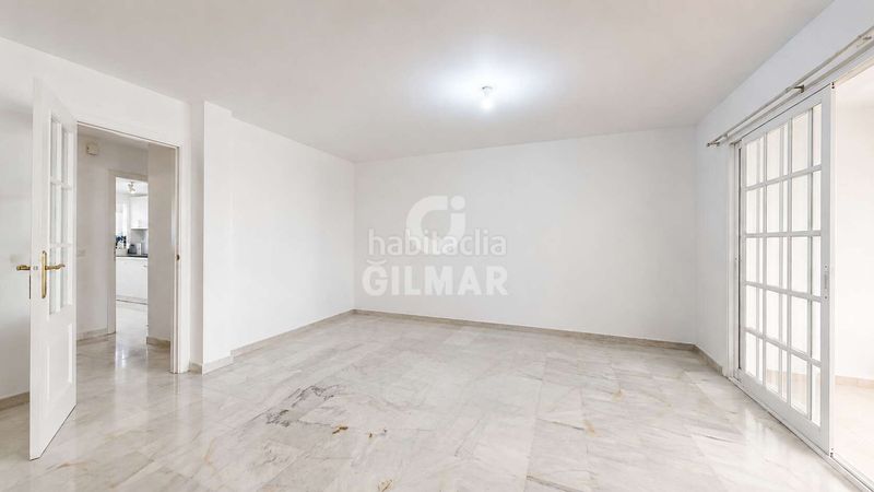 Foto 5a69a94c-01a7-461b-a19f-4421fbd587f6. Casa adossada amb calefacció aparcament piscina a Fuengirola