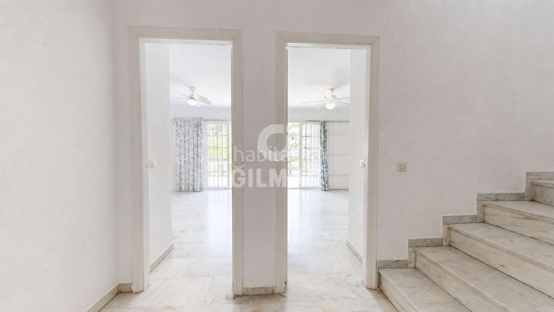 Foto f4a34729-257d-49cc-8cb3-76766d8b5d54. Casa adossada amb calefacció aparcament piscina a Fuengirola