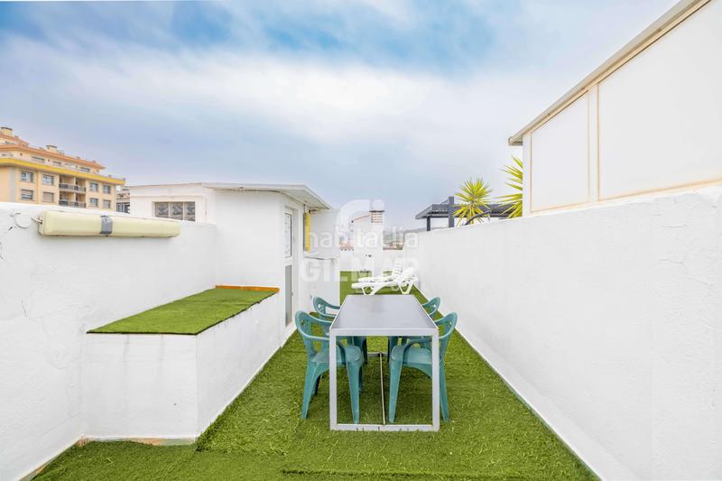 Foto 68656fbc-73ac-43ee-bbc9-5f0fd2f6b2ac. Ático oportunidad única para quienes buscan invertir en una propiedad con gran potencial de rentabilidad en el corazón pue en Fuengirola
