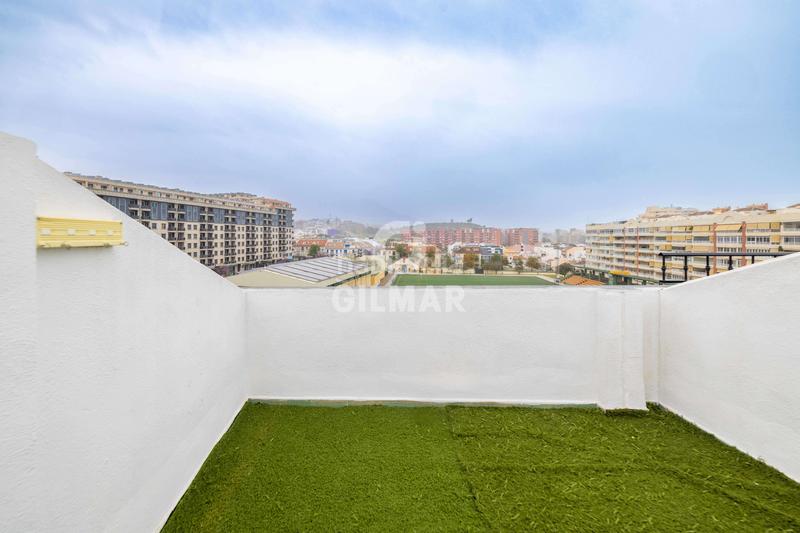 Foto 81093b1c-71af-42d2-b01f-280ee9a078bb. Ático oportunidad única para quienes buscan invertir en una propiedad con gran potencial de rentabilidad en el corazón pue en Fuengirola