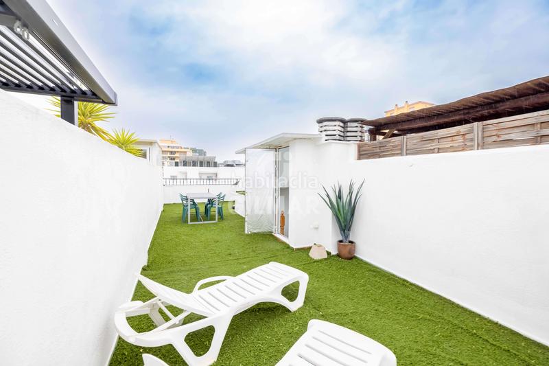 Foto 9e1278a0-6a2b-4136-ac5c-e3fcda01b8f3. Ático oportunidad única para quienes buscan invertir en una propiedad con gran potencial de rentabilidad en el corazón pue en Fuengirola