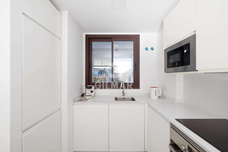 Foto c49b03c2-148f-44fc-bb92-ce8592a42a5d. Flat with heating parking pool in Las Gaviotas - Carvajal Fuengirola