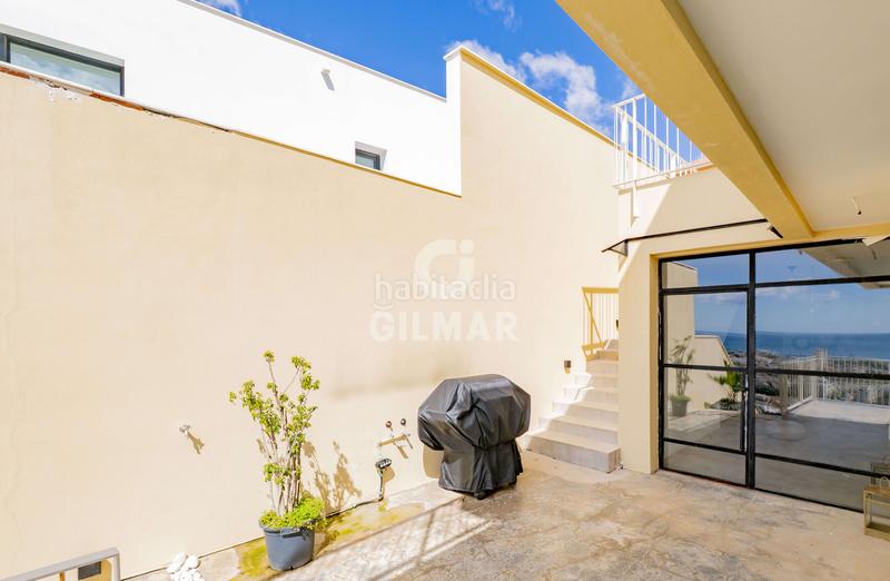 Foto 0ed4ce87-5c45-42e8-bb2e-640c2a787783. Chalet magnífico chalet de 5 dormitorios ubicado en el encantador barrio de arroyo de la miel . este majestuoso chalet inde en Benalmádena