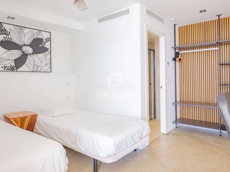 Foto ec7c4fec-4633-4782-a128-eb2184e7b9e2. Chalet magnífico chalet de 5 dormitorios ubicado en el encantador barrio de arroyo de la miel . este majestuoso chalet inde en Benalmádena