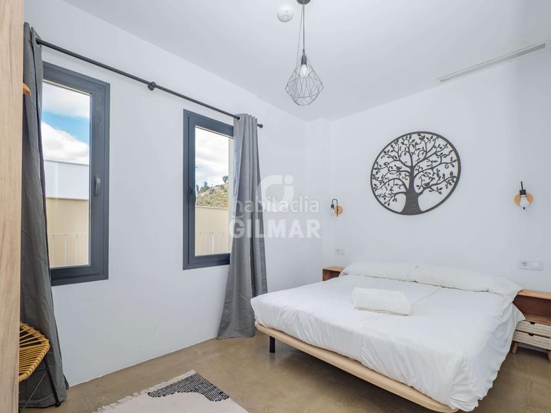 Foto f989e8ee-0964-4c42-9297-b23daa5ebaea. Chalet magnífico chalet de 5 dormitorios ubicado en el encantador barrio de arroyo de la miel . este majestuoso chalet inde en Benalmádena