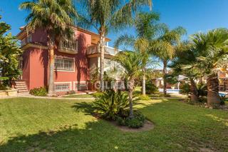 Xalet a Playamar - Benyamina. Se vende esta impresionante villa en la zona de playamar en torr
