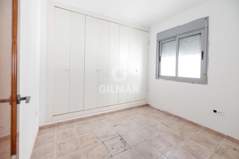 Foto 0f74a0bc-fcd5-419c-9f42-cebbf08cf19a. Dúplex exclusivo ático dúplex en fuengirola, málaga. este impresionante inmueble ofrece un estilo de vida sofisticado y elegante en una u en Torremolinos