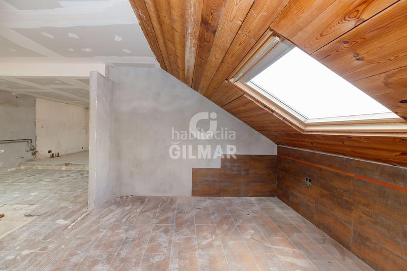 Foto 903ea690-1d91-45e8-a782-8d0079367fab. Dúplex exclusivo ático dúplex en fuengirola, málaga. este impresionante inmueble ofrece un estilo de vida sofisticado y elegante en una u en Torremolinos