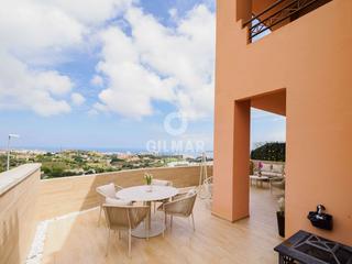 Casa adossada a Casablanca - La Viñuela. Se ofrece el lujo y la elegancia de este impresionante chalet ad
