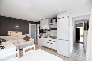 Appartement à Loma de los Riscos. Encantador piso de 2 dormitorios situado en el barrio de torremo