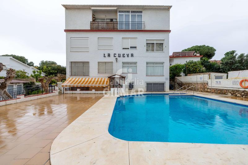 Foto 65625442-c39e-47d7-a75c-6c482f512174. Appartement mit pool in Loma de los Riscos Torremolinos