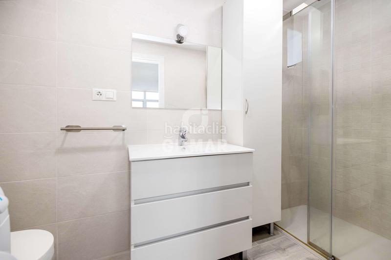 Foto f6f0bf6a-0e5a-45b9-9b70-bb66f917d951. Appartement mit pool in Loma de los Riscos Torremolinos