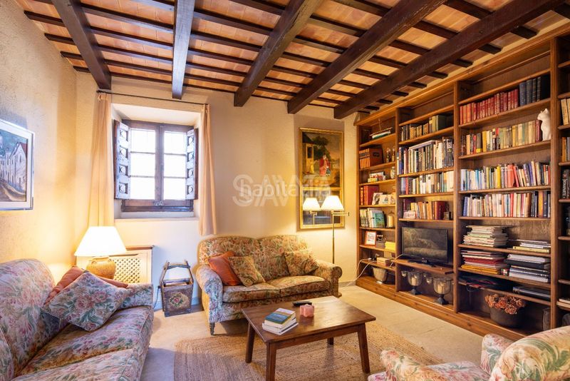 Foto 58da2f50-4913-4552-b97c-6ce65a256169. Casa amb aparcament piscina a Mont-ras
