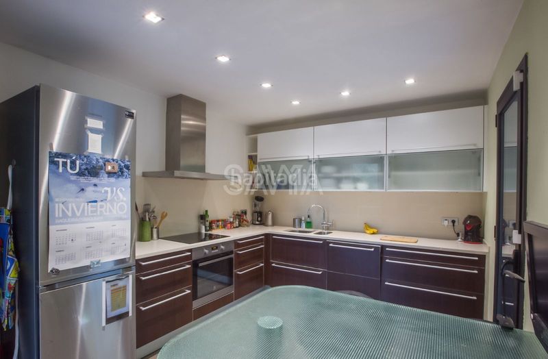 Foto 6b71e1ab-b8eb-4ea2-83d6-83eacb093356. Casa amb calefacció aparcament piscina a Les Planes Sant Cugat del Vallès