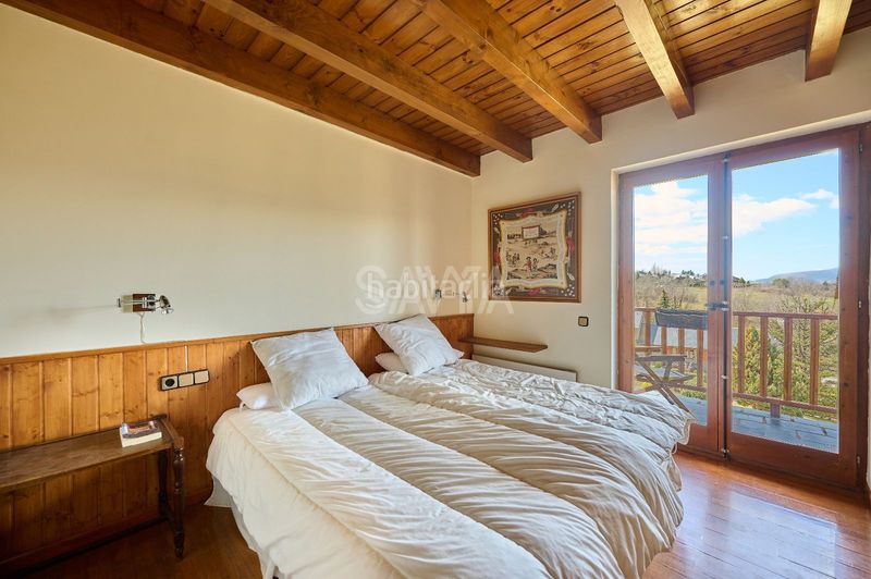Foto 4b33b6ac-8a7a-45e1-8620-33bd8ae74344. Dúplex amb aparcament a Fontanals de Cerdanya