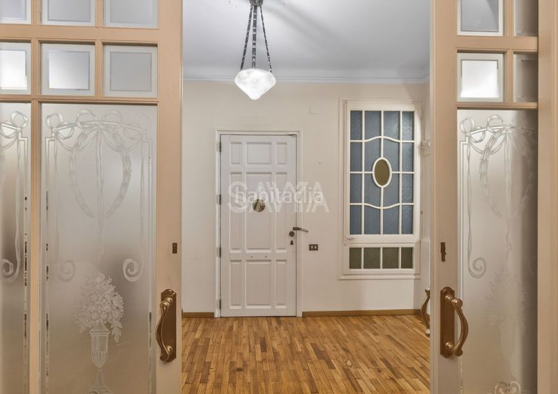 Foto 411b5c75-38bb-488d-bfd9-8a765f8e45f7. Pis amb calefacció a L´Antiga Esquerra de l´Eixample Barcelona