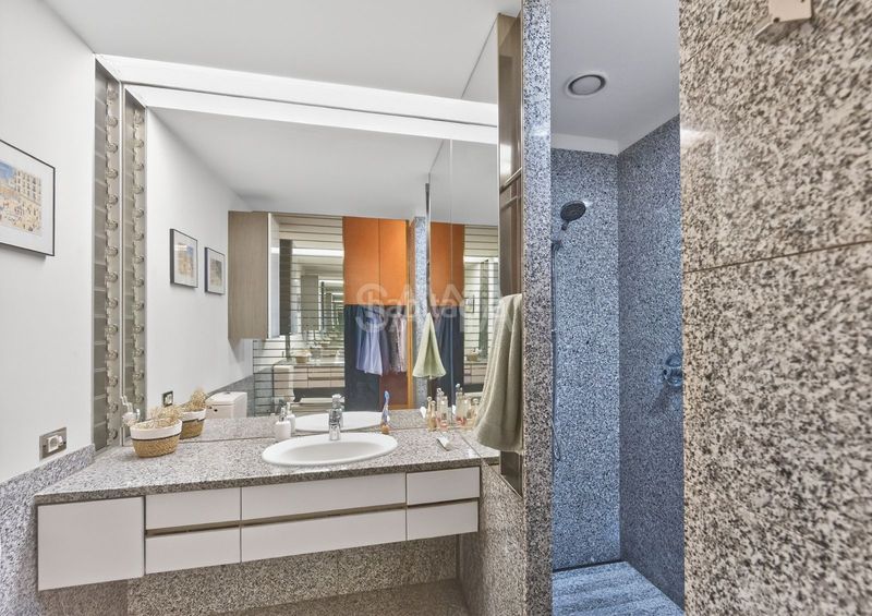 Foto abc60221-255f-41b2-a8a2-198ae7a84b2f. Pis amb calefacció a L´Antiga Esquerra de l´Eixample Barcelona