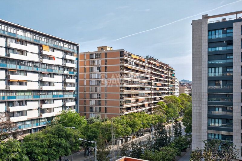 Foto 9b1256cd-89ff-4b9e-b9bd-c2c8f7cbc80f. Pis amb calefacció aparcament a Barri de les Corts Barcelona