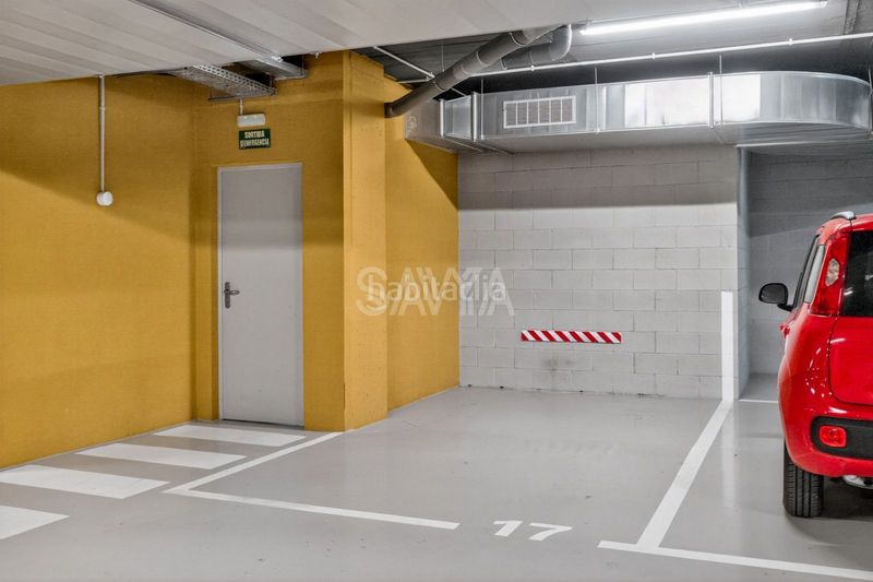 Foto 4ba0e9d1-d851-4625-ba20-8b5757ef5937. Pis amb calefacció aparcament piscina a La Plana Sitges