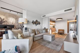 Appartamento  Abadessa maria lluisa dalmau. Exclusiva residencia amueblada con zona comunitaria con piscina,