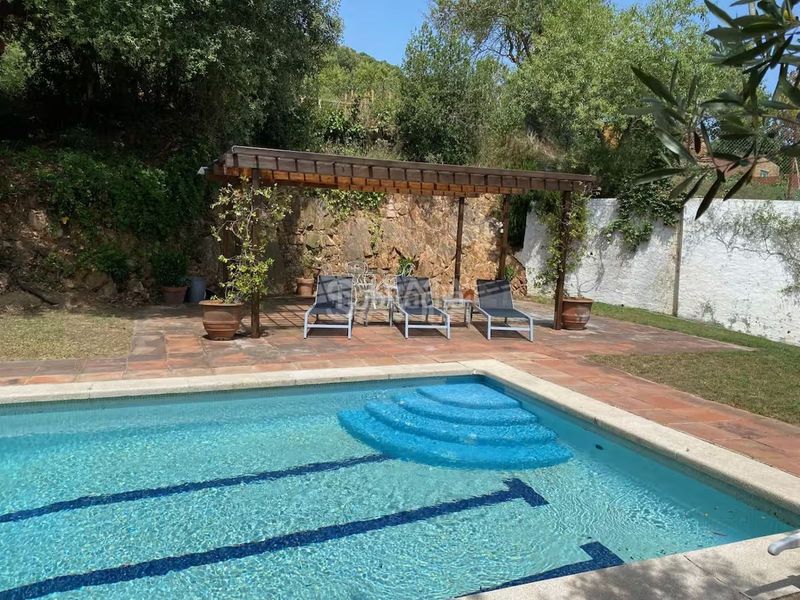 Foto e9dbb632-3982-48a2-9288-e81af65c39d6. Affitto casa con riscaldamento parcheggio piscina in Calella de Palafrugell