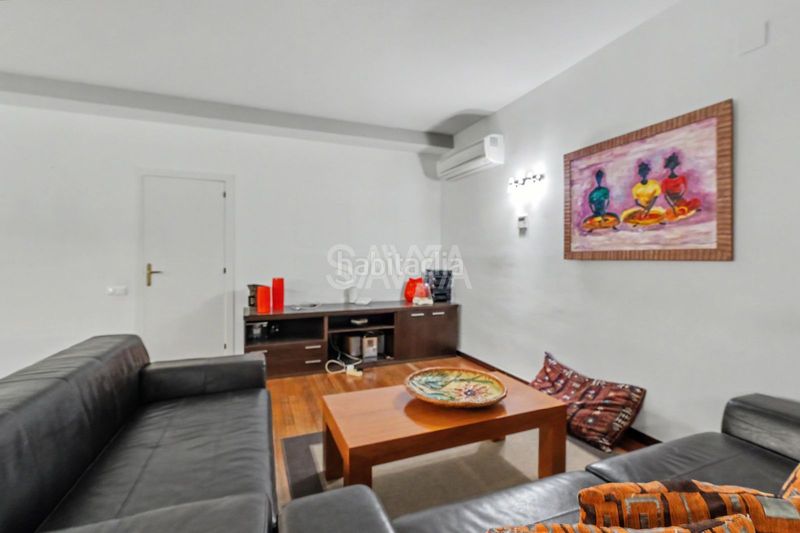 Foto 009c95c4-714d-43ee-a75e-f8c2b9ab3d90. Affitto casa a schiera con riscaldamento parcheggio piscina in Barcelona