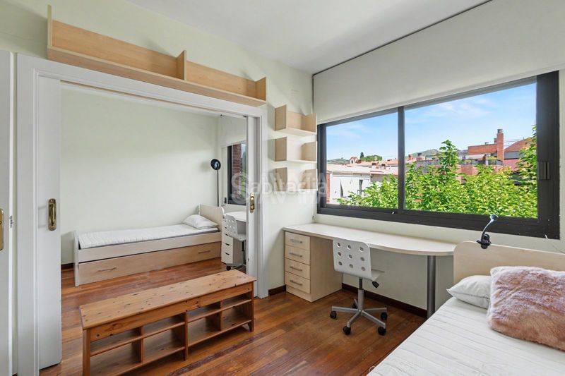 Foto 56c8b403-a1be-4741-8307-b7388312f77d. Affitto casa a schiera con riscaldamento parcheggio piscina in Barcelona