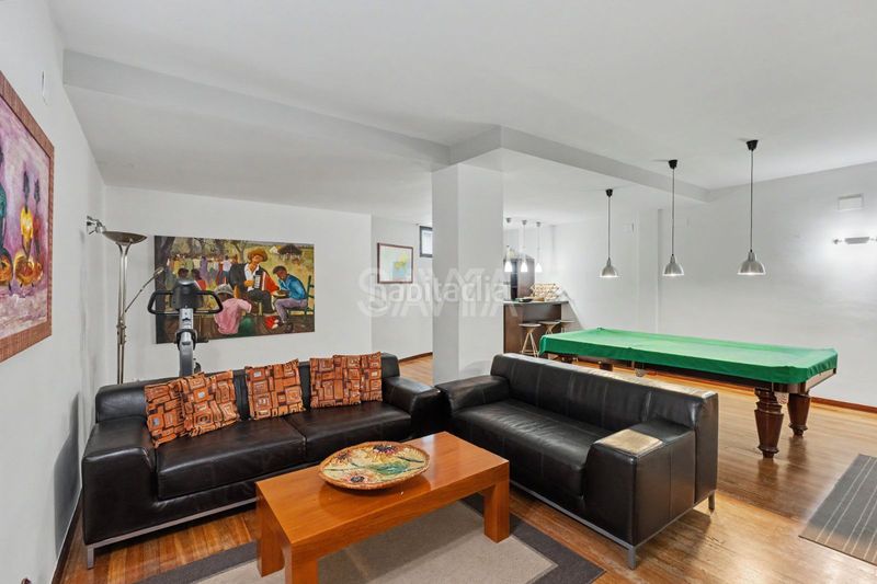 Foto e561118d-f514-44e9-99f1-eb664b11d9e6. Affitto casa a schiera con riscaldamento parcheggio piscina in Barcelona
