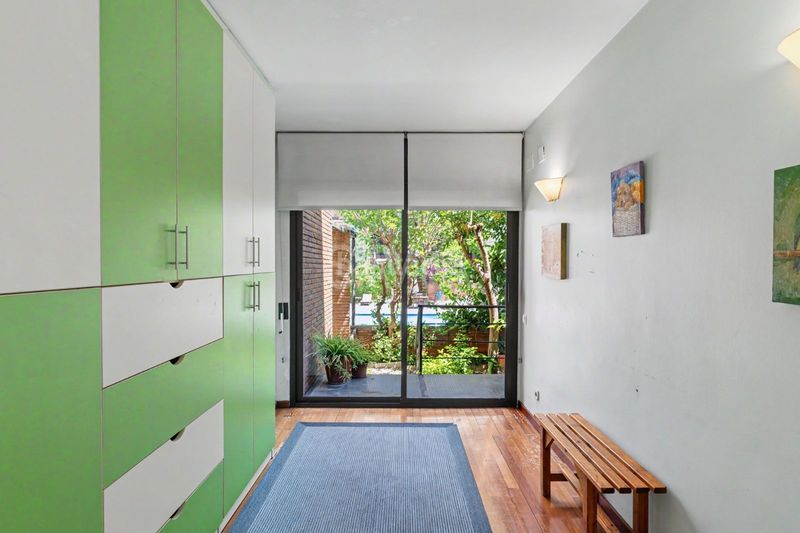 Foto e7fa2bd8-5a31-4ce3-bff1-8082aad6e59f. Affitto casa a schiera con riscaldamento parcheggio piscina in Barcelona
