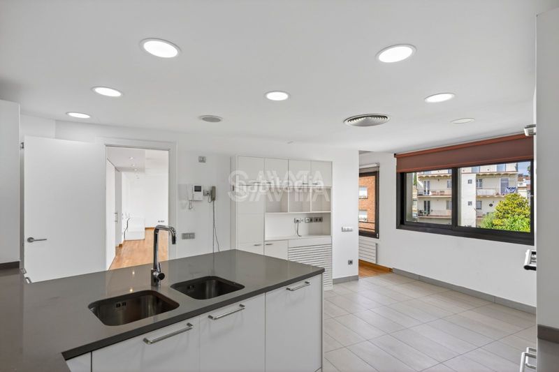 Foto b7e37130-91b4-4c20-90ec-783b751d7d0f. Casa amb aparcament a Sant Gervasi - Bonanova Barcelona