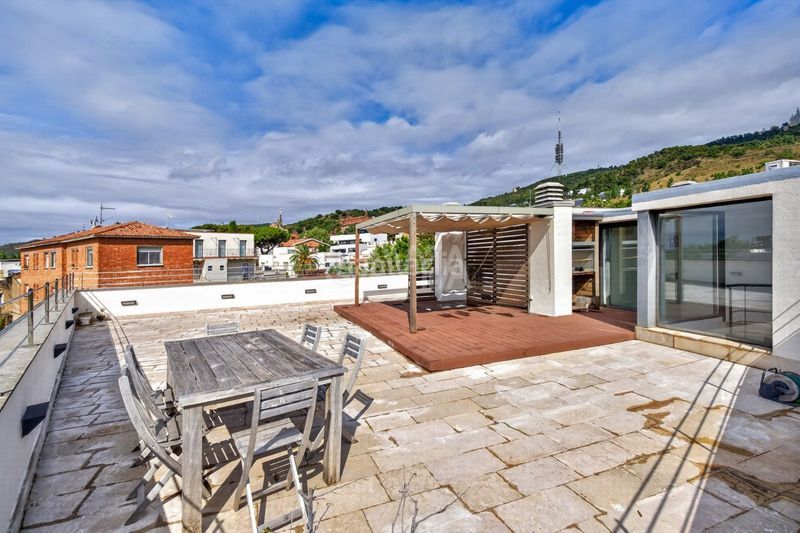 Foto e1ef8423-995d-4b3a-a416-af5fad07d937. Casa amb aparcament a Sant Gervasi - Bonanova Barcelona