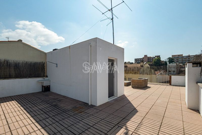 Foto be82a354-97d6-4ddd-9528-c7f5ac77faa4. Casa amb calefacció aparcament a Centre Sant Just Desvern