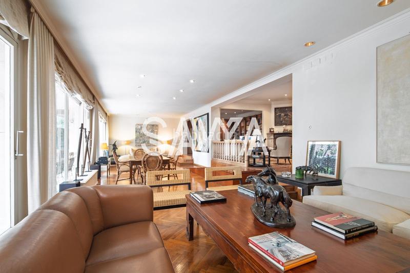 Foto 492990e4-7573-4826-b2e4-fb46bbf3cf16. Piso exclusiva vivienda en planta baja con terrazajardín en turó park en Barcelona