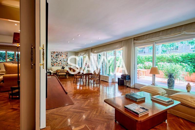 Foto f6492293-98d8-4921-a0ab-f69786f9f5d7. Piso exclusiva vivienda en planta baja con terrazajardín en turó park en Barcelona