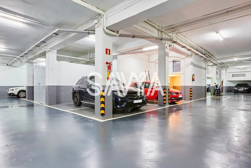 Foto fe5f44bc-8a92-44f9-b326-9f6a28a536e5. Piso exclusiva vivienda en planta baja con terrazajardín en turó park en Barcelona