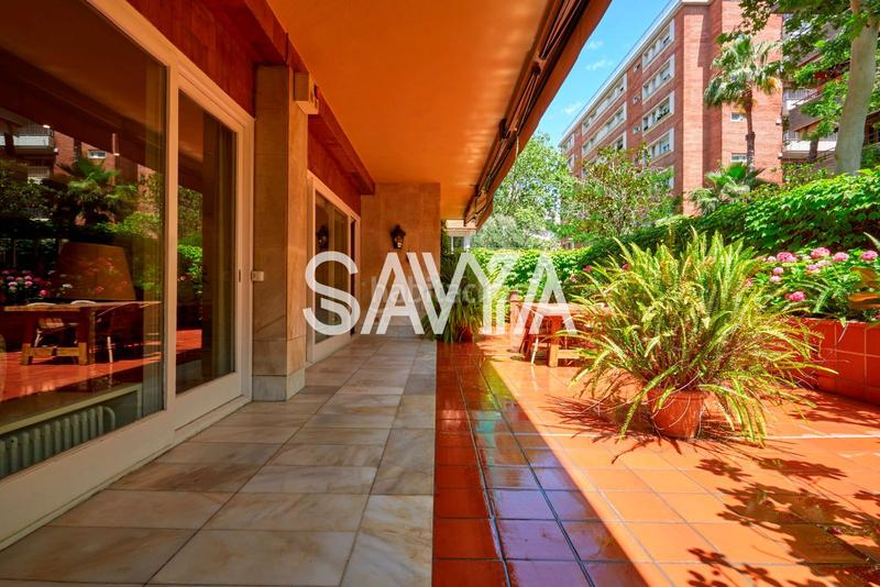 Foto ff40bfd2-6865-4841-b531-efc842432132. Piso exclusiva vivienda en planta baja con terrazajardín en turó park en Barcelona