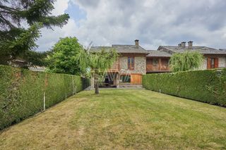 Chalet  Grau de l'os. Casa con jardín privado a tres vientos en la urbanización en la